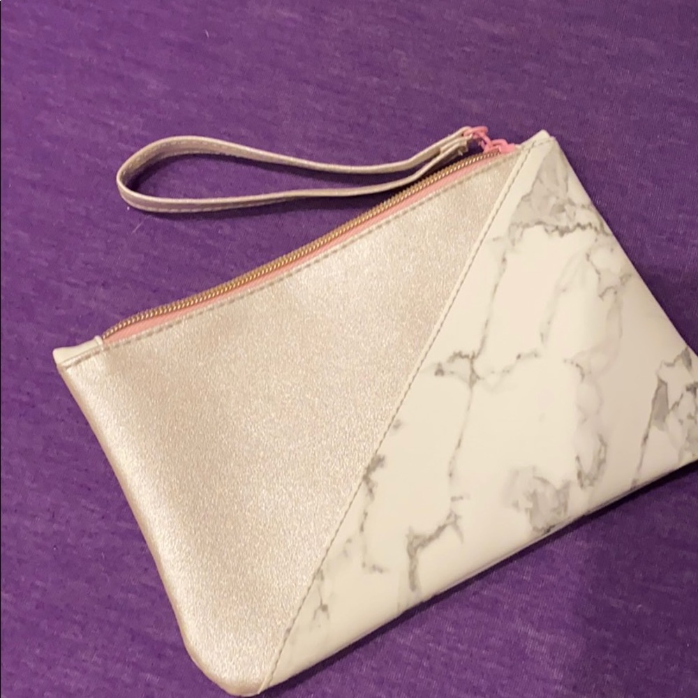 🥰 Ipsy Bag